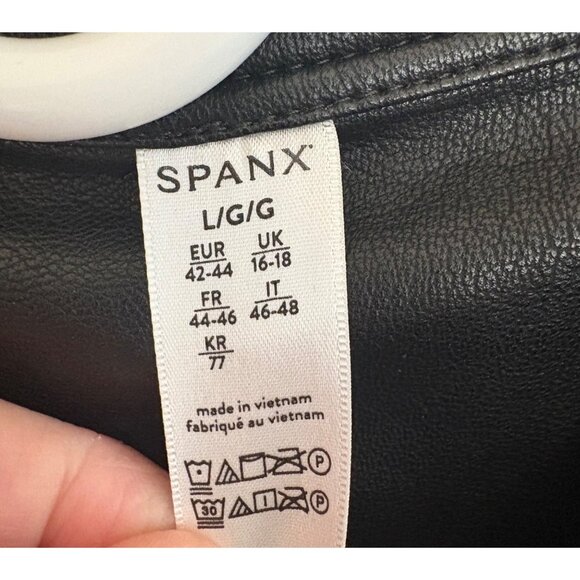 Spanx NWT Faux Leather Moto Jacket in Luxe Black Women’s Large - Picture 9 of 16